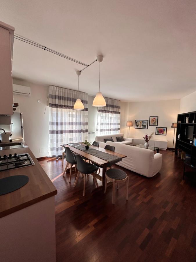 カターニアCasa Terrazza Del Soleアパートメント エクステリア 写真